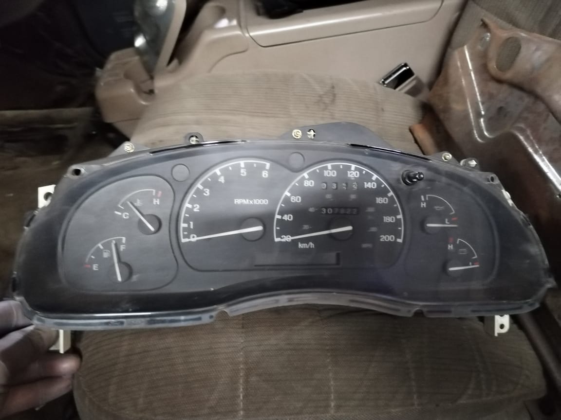 Щиток приборов Ford Explorer 2 1995-2001