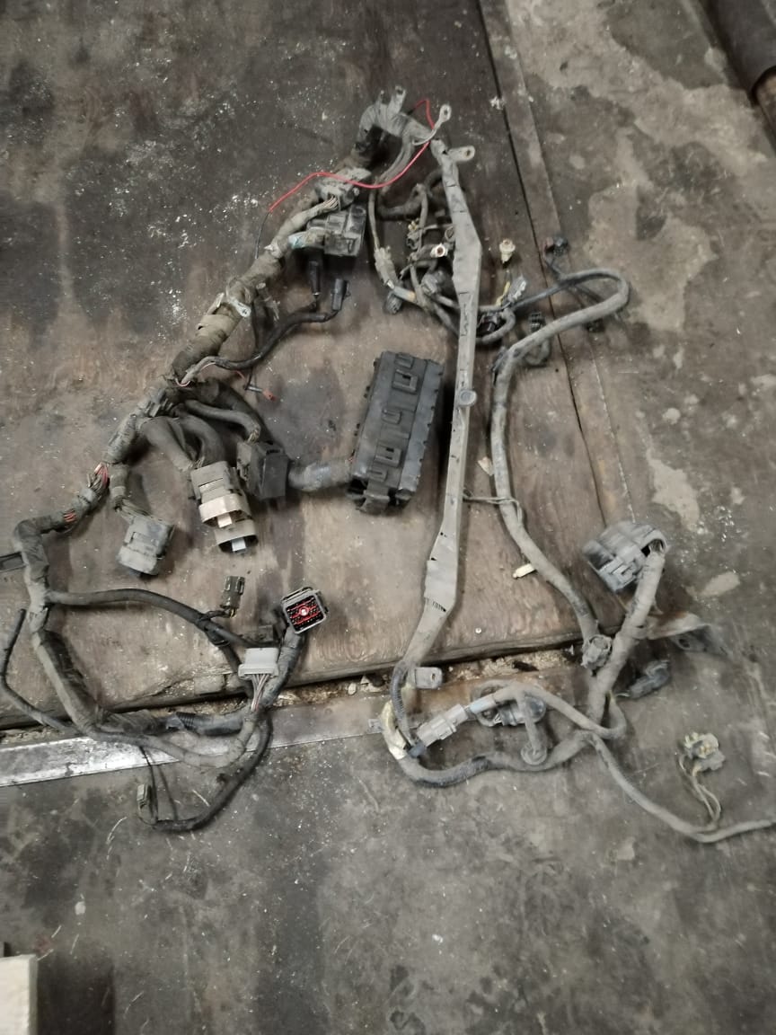 Проводка моторного отсека МКПП Ford Explorer 2 1995-2001
